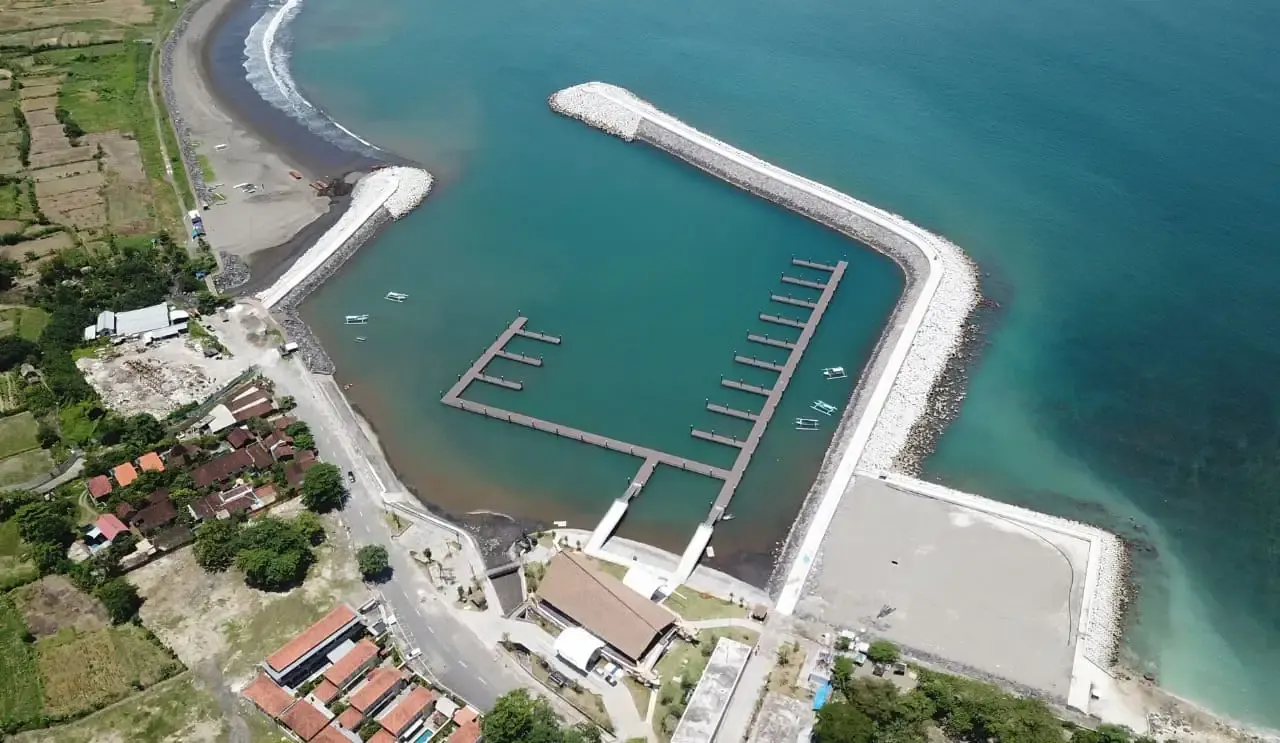 Aerial view of the Sanur harbour breakwater and pontoons